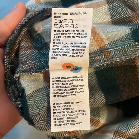 AMERICAN EAGLE OUTFITTERS PLAID MINI SKIRT NEVER WORN SO SOFT - Picture 6 of 7